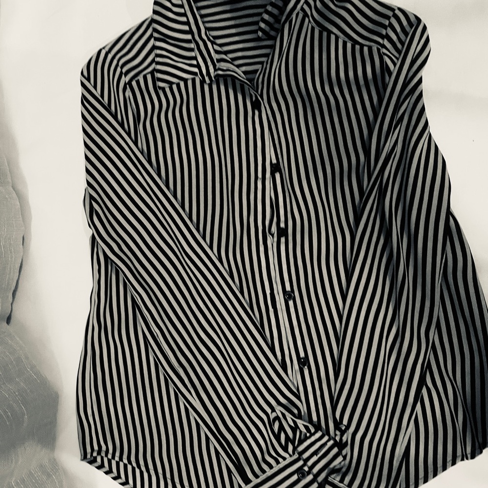 Tan/black blouse